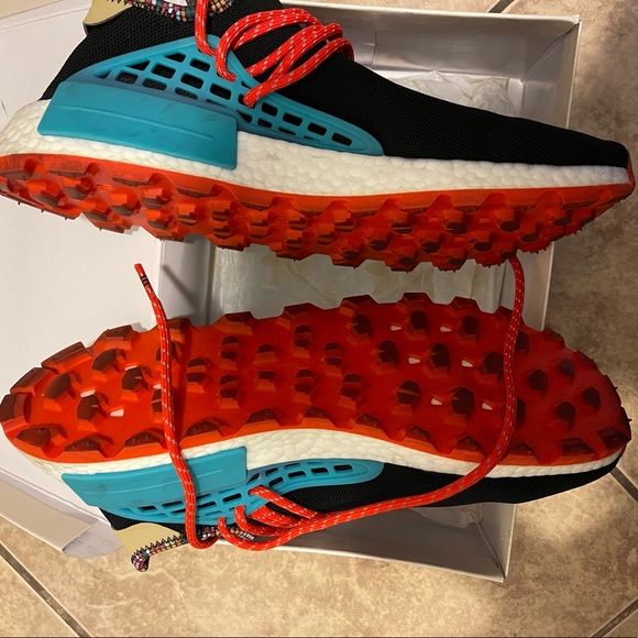 Pharell x NMD Human Race Addidas - Picture 3 of 7